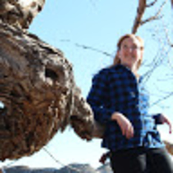 Meet your Posher, Airyn - Picture 1 of 1